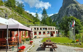 Rifugio Campo Base